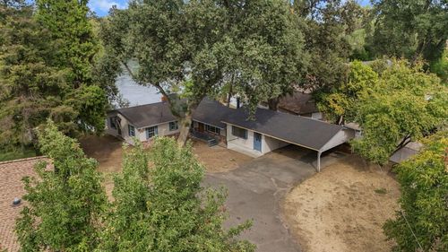3261 Riverside Dr, Anderson, CA, 96007-3819 | Card Image