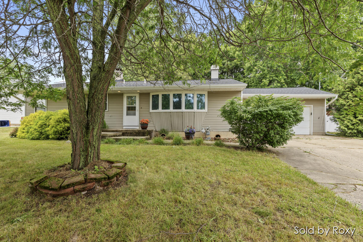 Richmond St, Grand Rapids, MI 49504