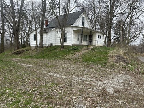 8137 N Raider Rd, Middletown, IN, 47356-9000 | Card Image