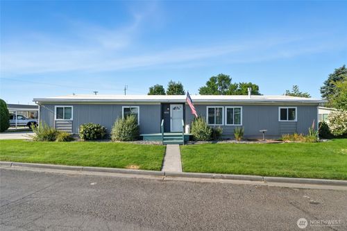 1444 Se Osprey Ln, College Place, WA, 99324-1849 | Card Image