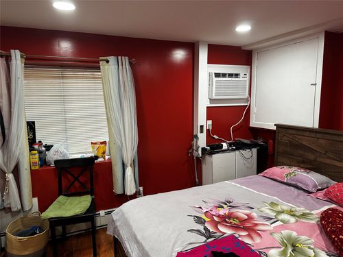 150 109th Rd, Jamaica, NY, 11433-3108 | Card Image