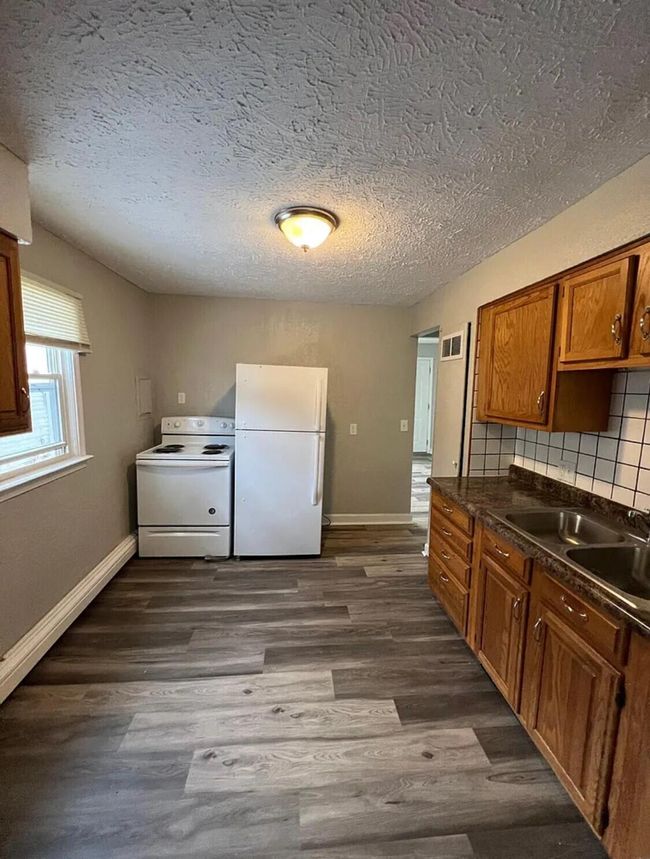 4927 Starr Ave, House other with 3 bedrooms, 1 bathrooms and null parking in Lansing MI | Image 6
