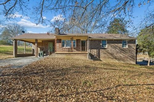 148 Maple St, Gordonsville, TN, 38563-2215 | Card Image