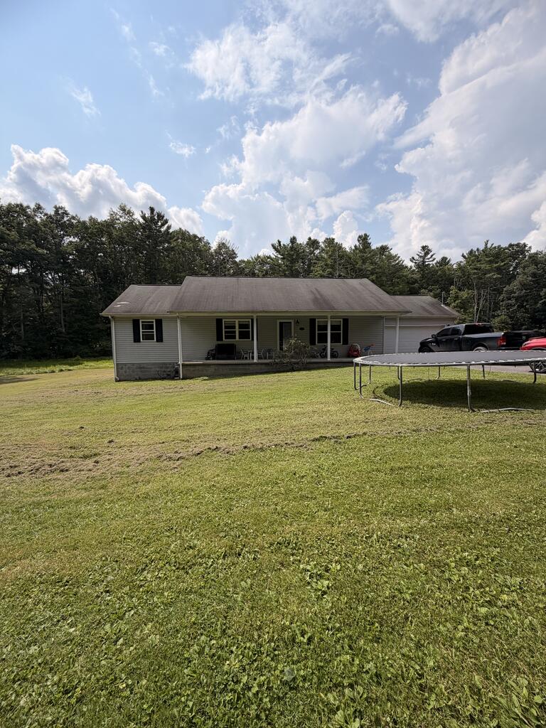 Residential in Cool Ridge 2