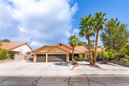 8628 Highacre Dr, Las Vegas, NV, 89145-4808 | Card Image