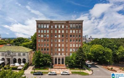 72 - 2250 Highland Avenue, Condo with 3 bedrooms, 2 bathrooms and null parking in BIRMINGHAM AL | Image 1