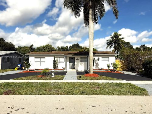 4411 Nw 34th St, Lauderdale Lakes, FL, 33319-5701 | Card Image