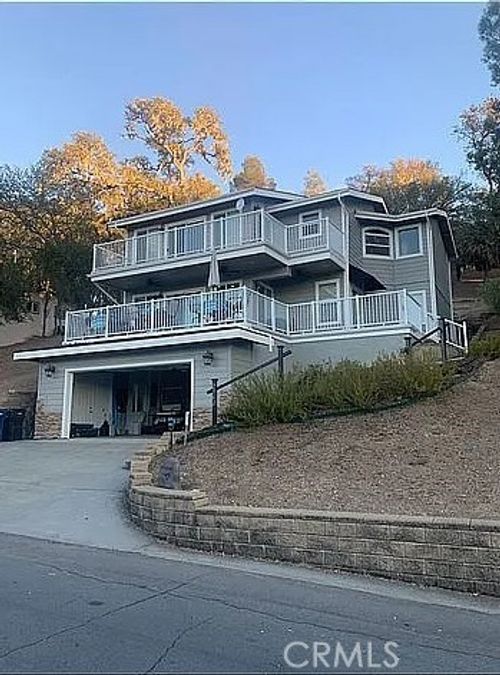 2762 Oak Shores Dr, Bradley, CA, 93426 | Card Image