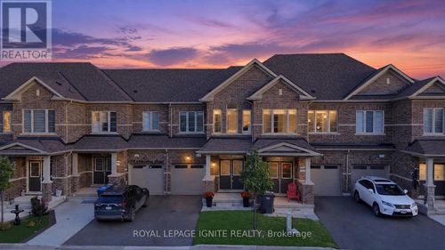 151 Adventura Road, Brampton (Northwest Brampton), ON, L7A5A7 | Card Image