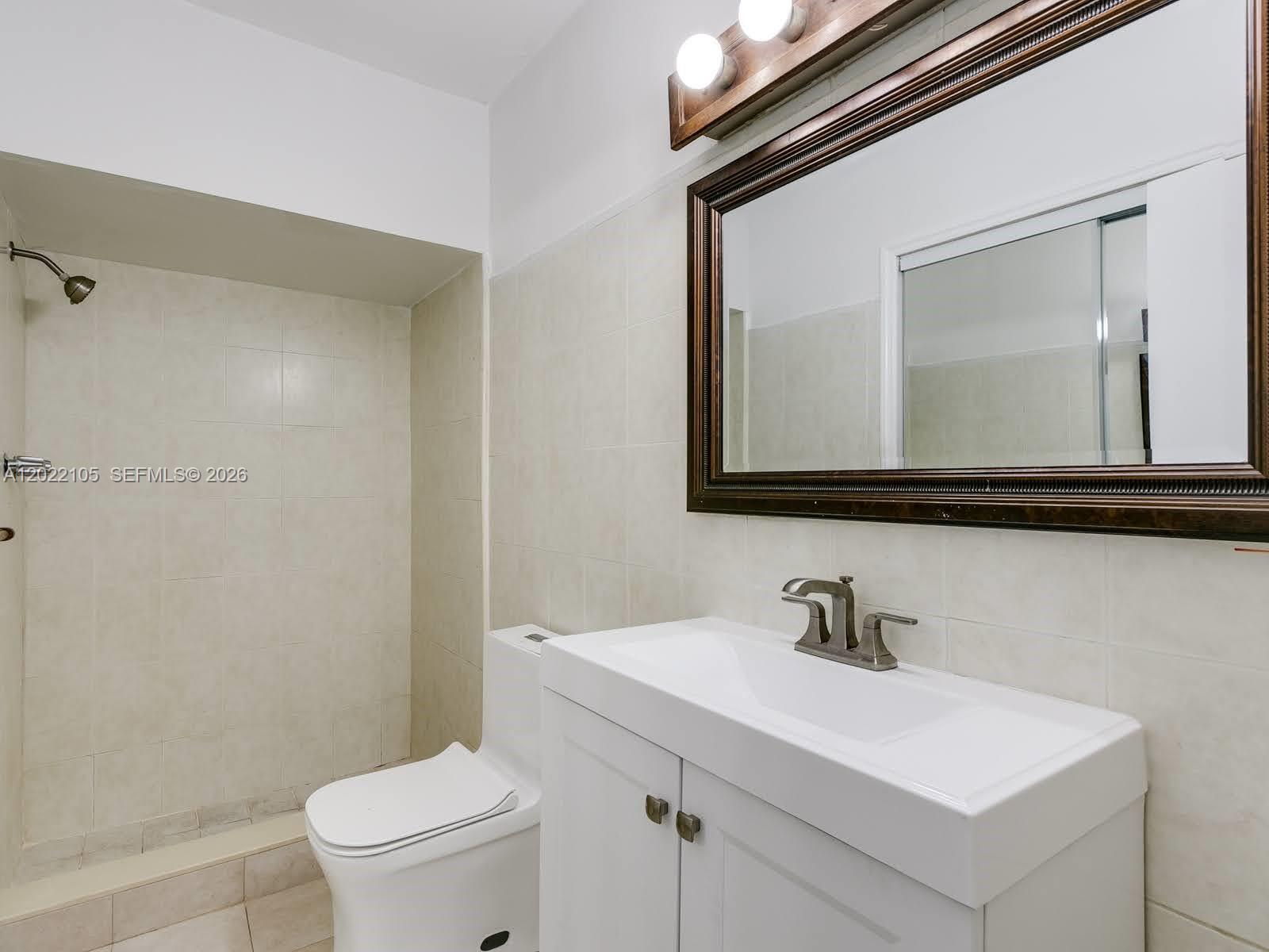 Residential in North Miami Beach 3