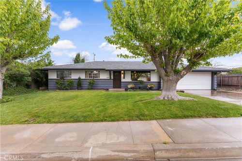 718 Elm St, Tehachapi, CA, 93561-1919 | Card Image