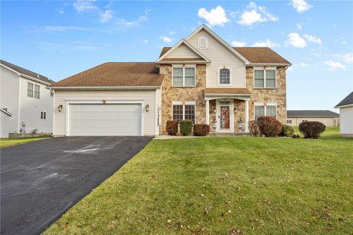 14 Marc Mar Trl, Gates, NY, 14606-3548 | Card Image