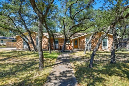 601 Serenada Dr, Georgetown, TX, 78628-1633 | Card Image