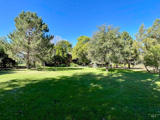 2827 S 1050 E, House other with 3 bedrooms, 2 bathrooms and null parking in Hagerman ID | Image 6