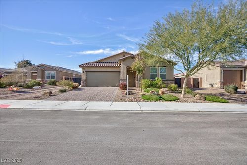 6951 Cinder Crow Ct, Las Vegas, NV, 89131-2832 | Card Image
