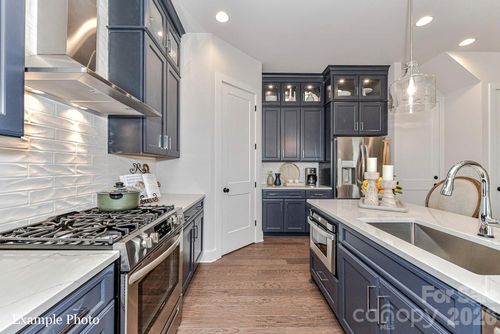 13-3008 Endhaven Terraces Ln, Charlotte, NC, 28277-2832 | Card Image