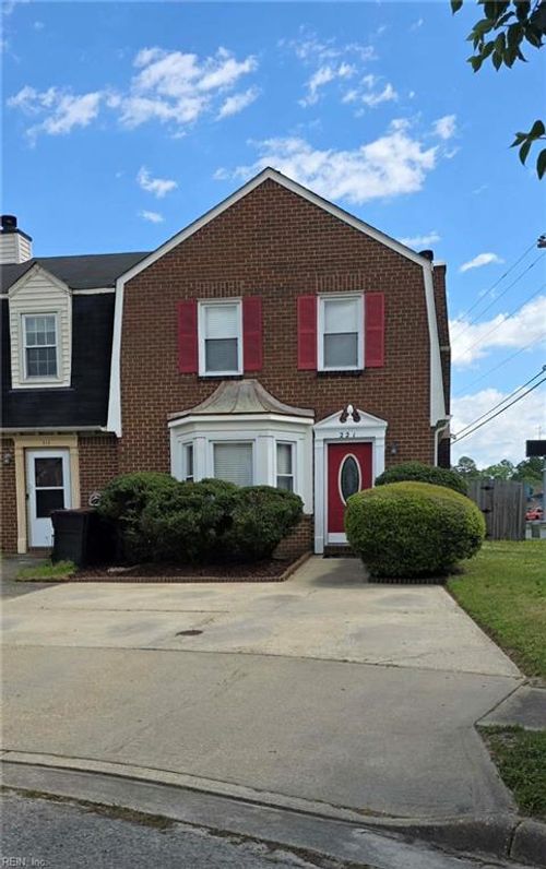 221 Cedar Creek Ter, Chesapeake, VA, 23322-8309 | Card Image