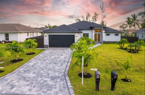 334 Sw 21st Ter, Cape Coral, FL, 33991-4324 | Card Image