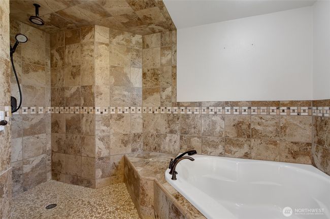 211 Blake St, House other with 4 bedrooms, 3 bathrooms and 2 parking in Enumclaw WA | Image 10