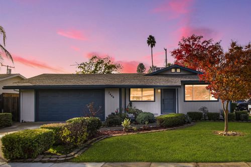 7446 Sylvia Way, Sacramento, CA, 95822-5136 | Card Image