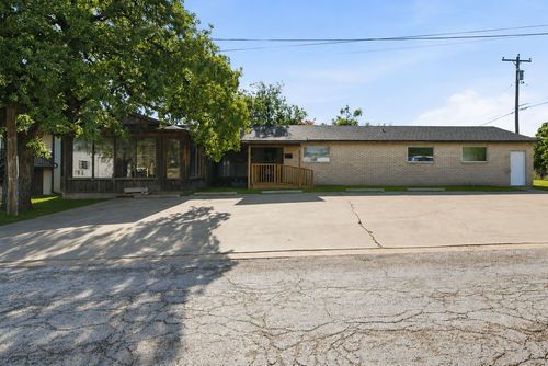 711 W Commerce St, Eastland, TX, 76448-2508 | Card Image