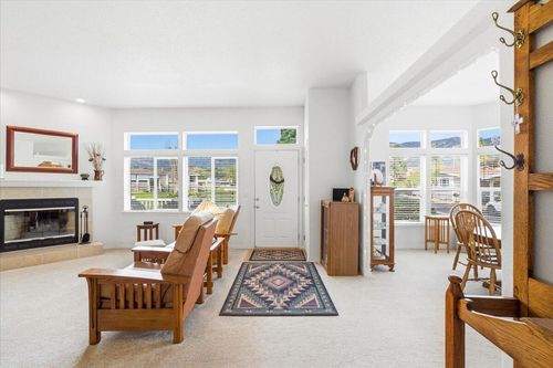 242-340 Old Mill Rd, Santa Barbara, CA, 93110-1492 | Card Image