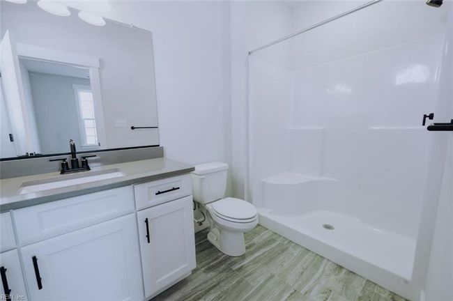 Photo of Similar Model | Image 14