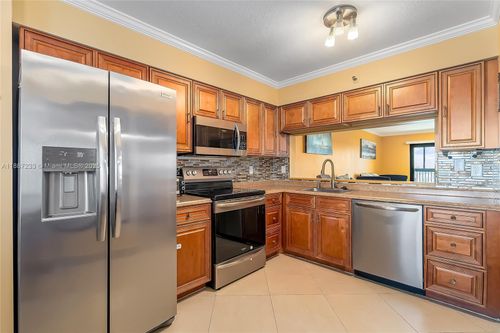 apt-804-2200 S Cypress Bend Dr, Pompano Beach, FL, 33069-4428 | Card Image