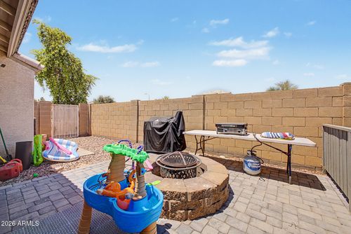 2633 S 81st Lane, Phoenix, AZ, 85043 | Card Image