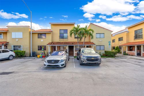 apt-206-2740 W 63rd St, Hialeah, FL, 33016-5905 | Card Image