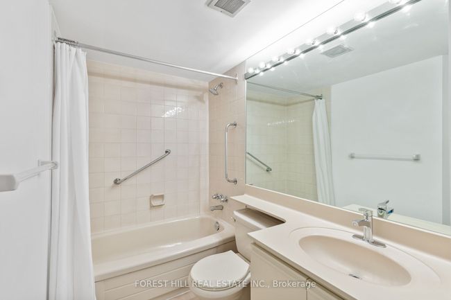 208 - 25 Maitland St, Condo with 1 bedrooms, 1 bathrooms and null parking in Toronto ON | Image 9