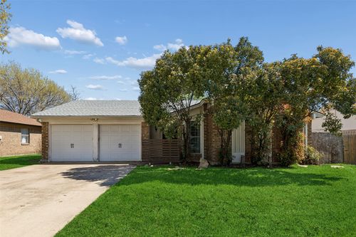 6604 Brookdale Dr, Watauga, TX, 76148-2708 | Card Image