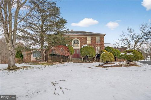 7 Redwood Ct, West Windsor, NJ, 08550-5137 | Card Image