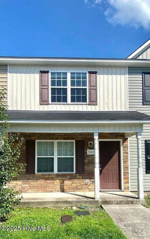 7003 Banister Loop, Jacksonville, NC, 28546-7263 | Card Image