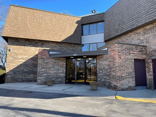 apt-107-907 S Williams St, Westmont, IL, 60559-2451 | Card Image