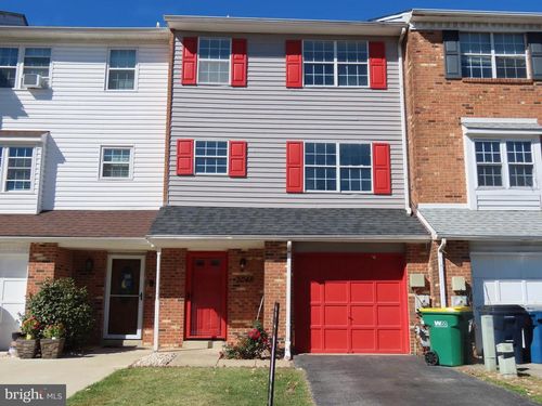 3048 Greenshire Ave, Claymont, DE, 19703-2000 | Card Image