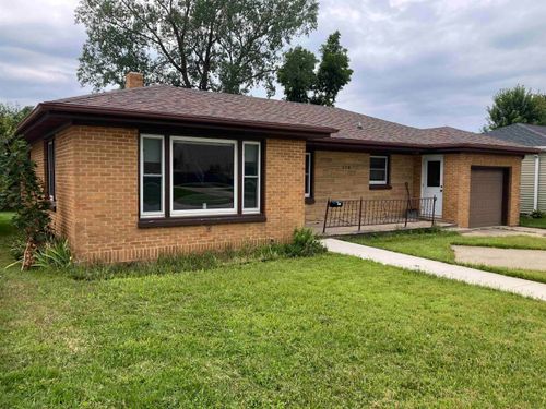 239 S Linn Ave, New Hampton, IA, 50659-2019 | Card Image
