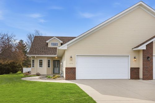 195 Goldfinch Ln, Clearwater, MN, 55320-2046 | Card Image
