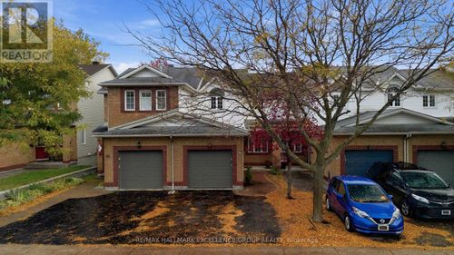 54 Carwood Circle, Ottawa, ON, K1K4V4 | Card Image