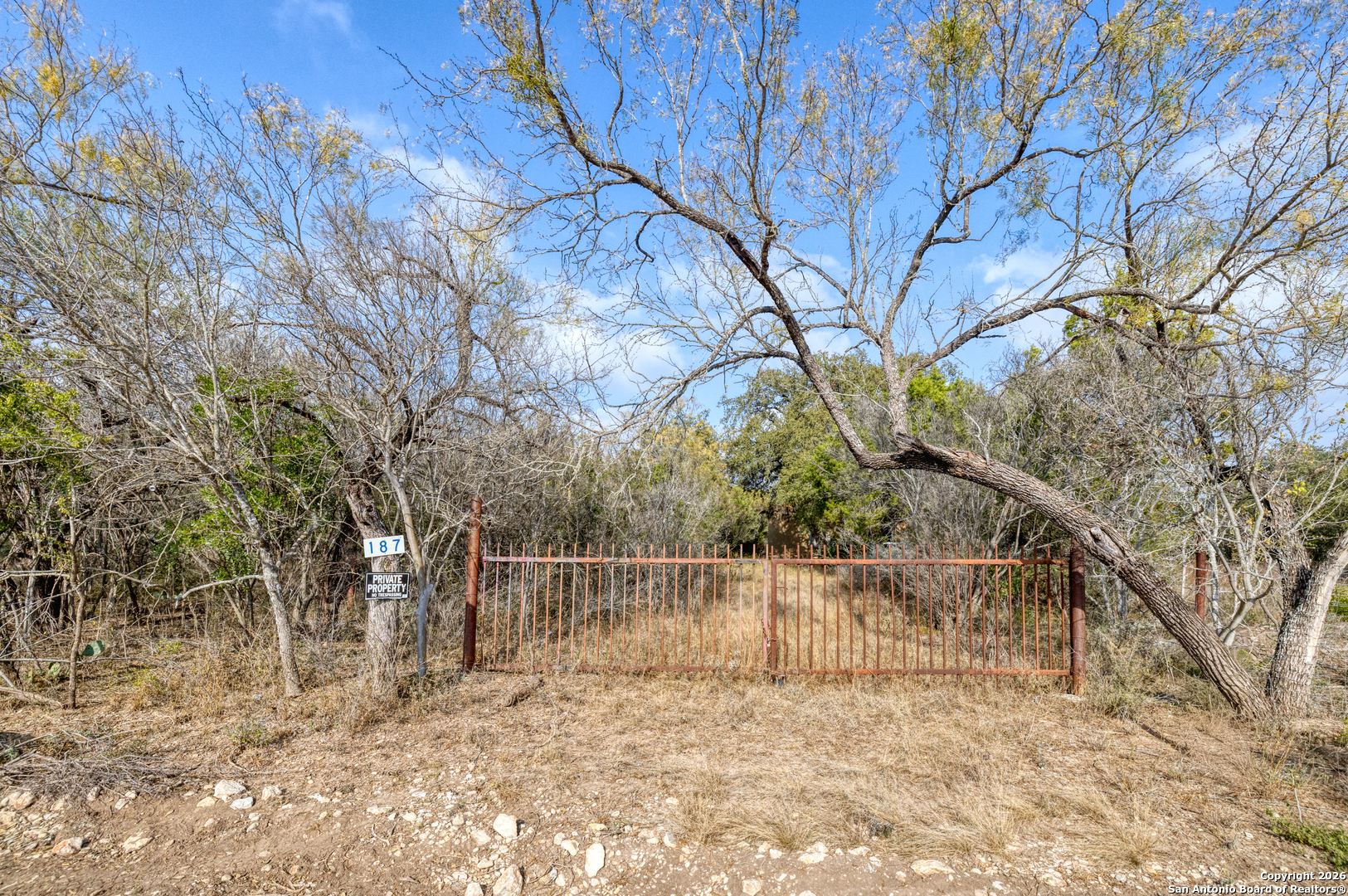 Land in Uvalde 4