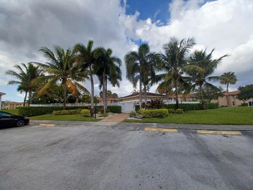 37-f-10036 Twin Lakes Dr, Coral Springs, FL, 33071-5347 | Card Image