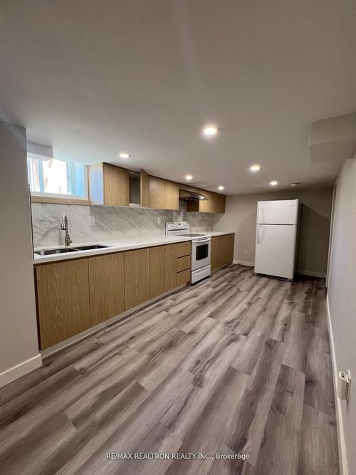 267 Demaine Cres, Richmond Hill, ON, L4C2W4 | Card Image