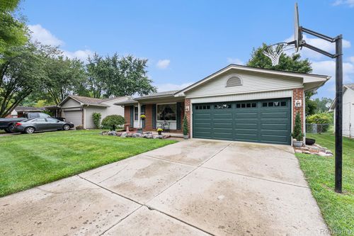 2891 Winter Drive, Troy, MI, 48083 | Card Image