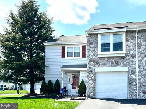 453 Marion Ct, HOLLAND, PA, 18966-2777 | Card Image