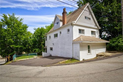 6026 Sawyer St, Pittsburgh, PA, 15201-2126 | Card Image