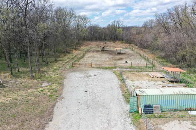 1605 Washington St, House other with 6 bedrooms, 5 bathrooms and null parking in Tonganoxie KS | Image 49