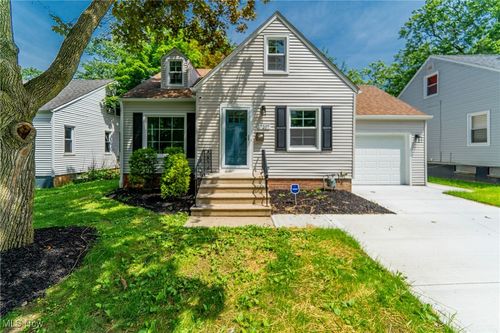 17207 Maple Heights Boulevard, Maple Heights, OH, 44137 | Card Image