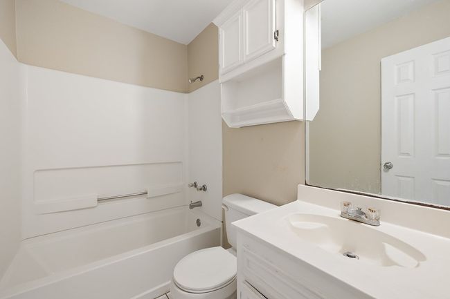 2 - 2305 Kimberly Lane, Home with 2 bedrooms, 2 bathrooms and 2 parking in Edinburg TX | Image 12