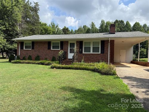 203 Valleydale Dr, Gastonia, NC, 28056-9204 | Card Image