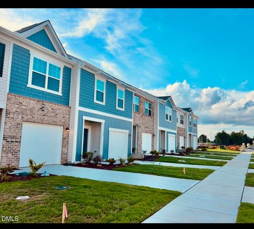 140 N Chubb Rdg, Clayton, NC, 27520-5772 | Card Image